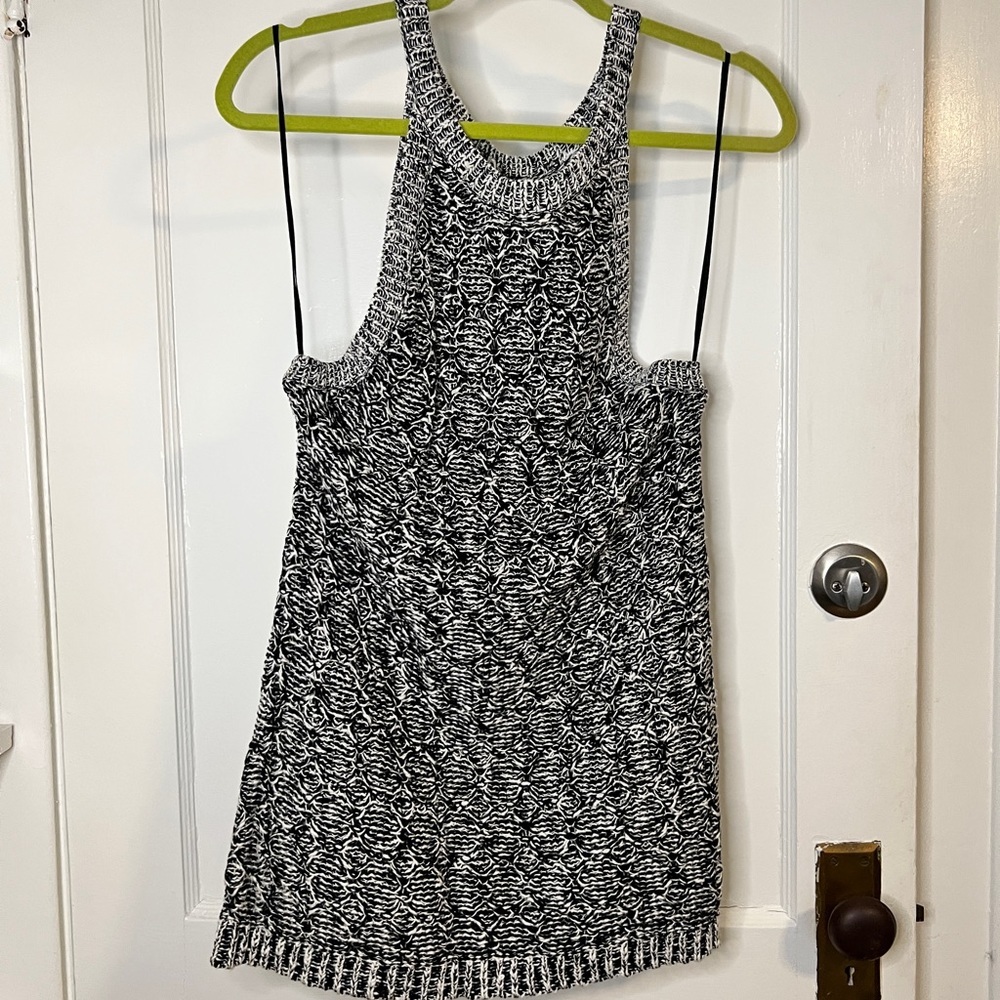 Anthropologie Sleeveless Sweater -Size XL